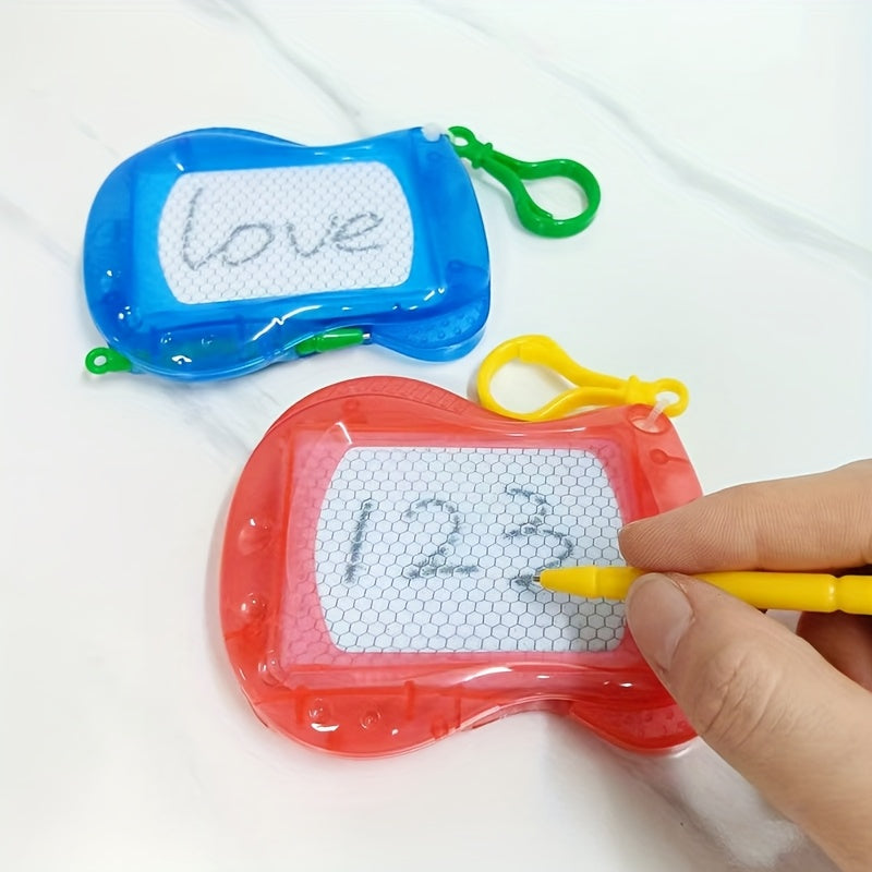 2pcs Mini & Graffiti Keychain Writing Board Bag Pendant Random Colors