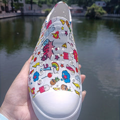 Women's Graffiti Hollow Out Slip On Low Round Toe Beach Shoes