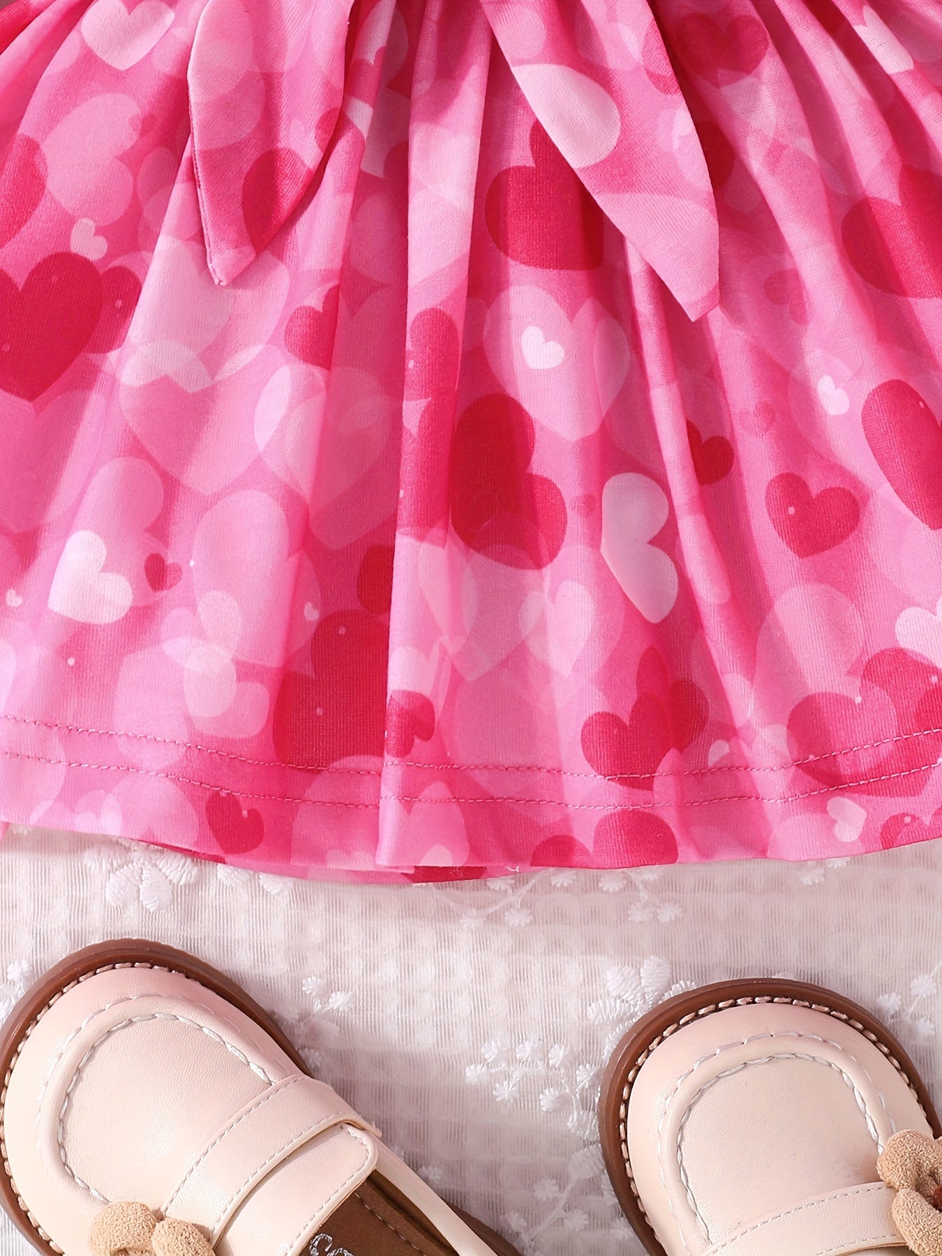 Baby Girls Cartoon Heart Print Long Sleeve Pleated Dress For Spring And Autumn
