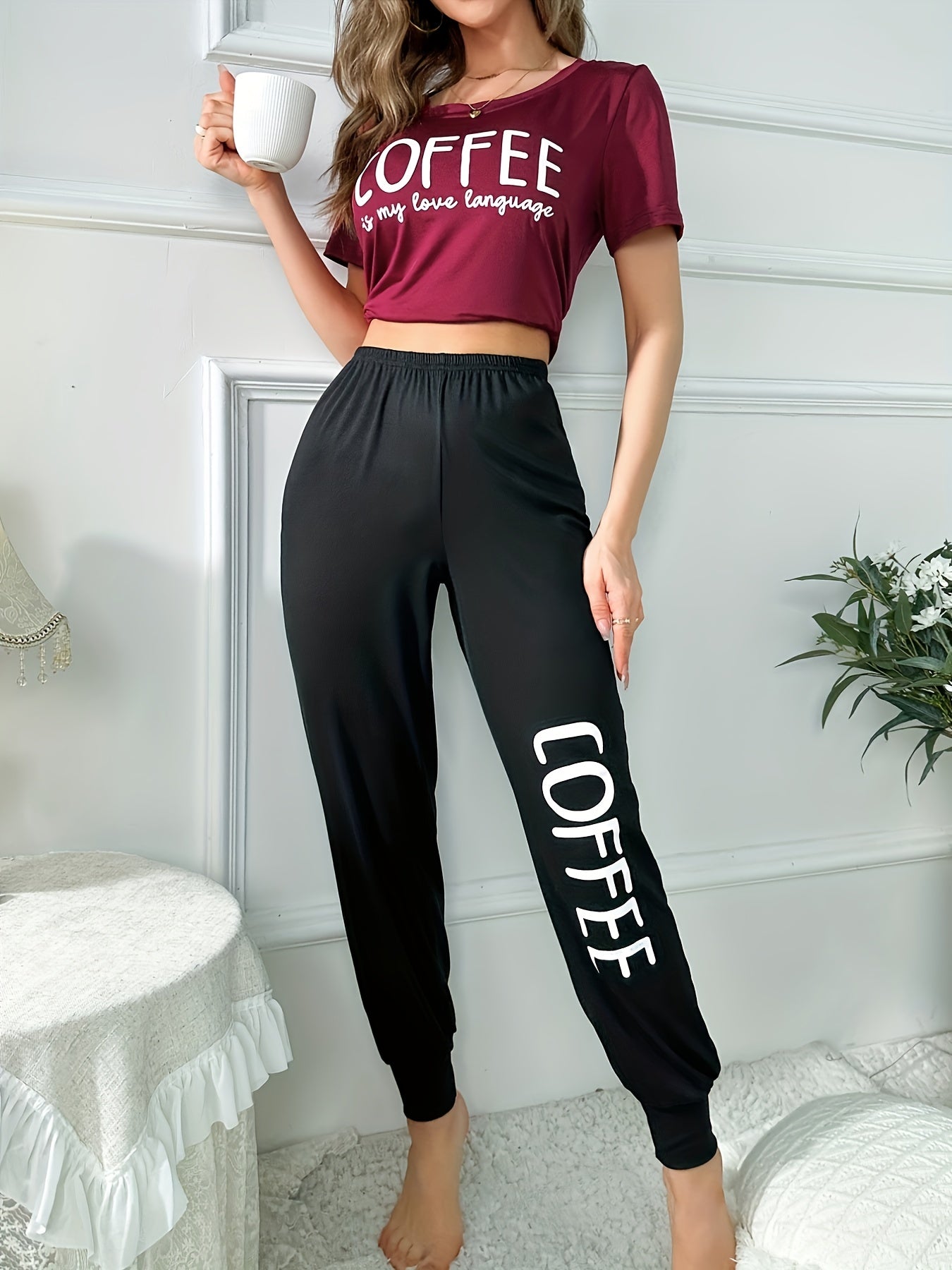 Letter Print Pajamas Set Short Sleeve Crew Neck Top & Pants