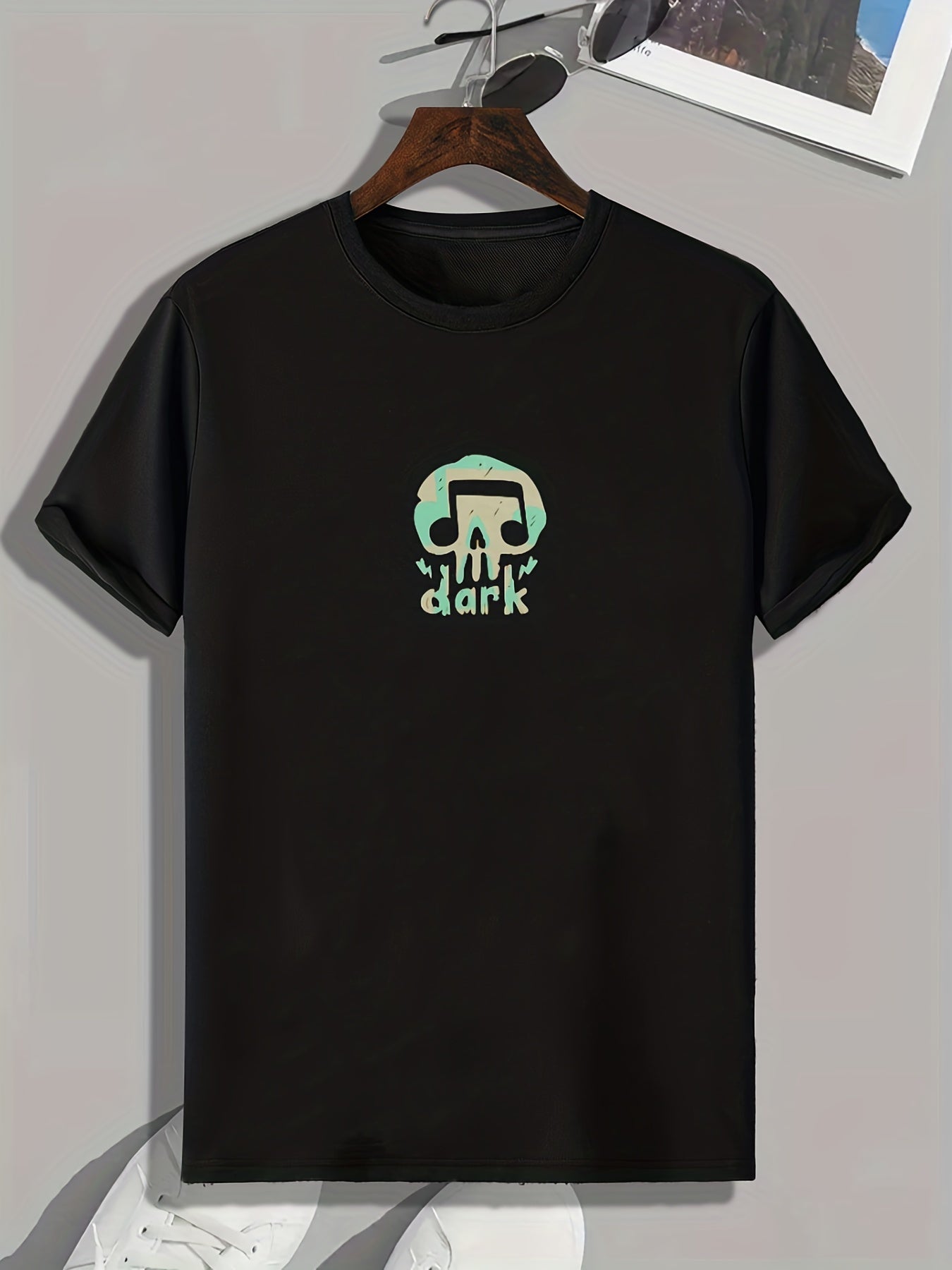Dark & Skull Print Men's Comfy T-shirt for Outdoor Summer
