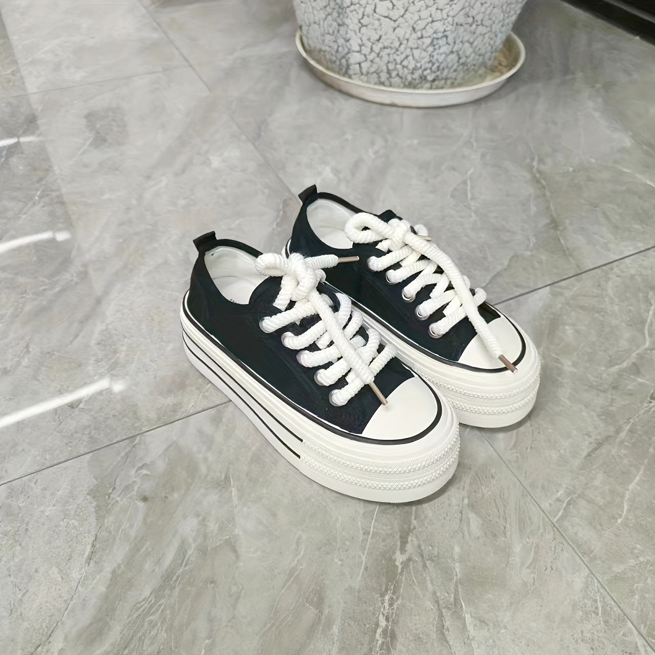 Colorblock Lace-Up Canvas Shoes Non-Slip Thick Sole