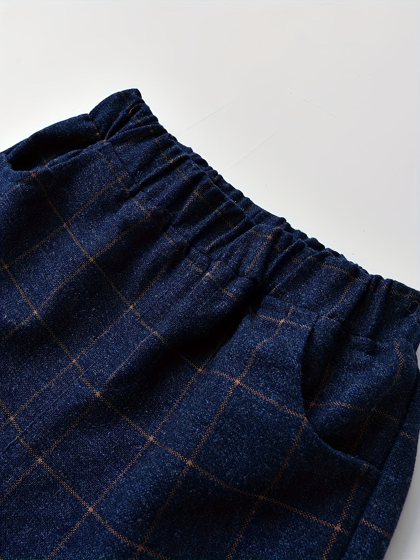 Boys Plaid Outfit Set with Bowtie Shirt & Pants