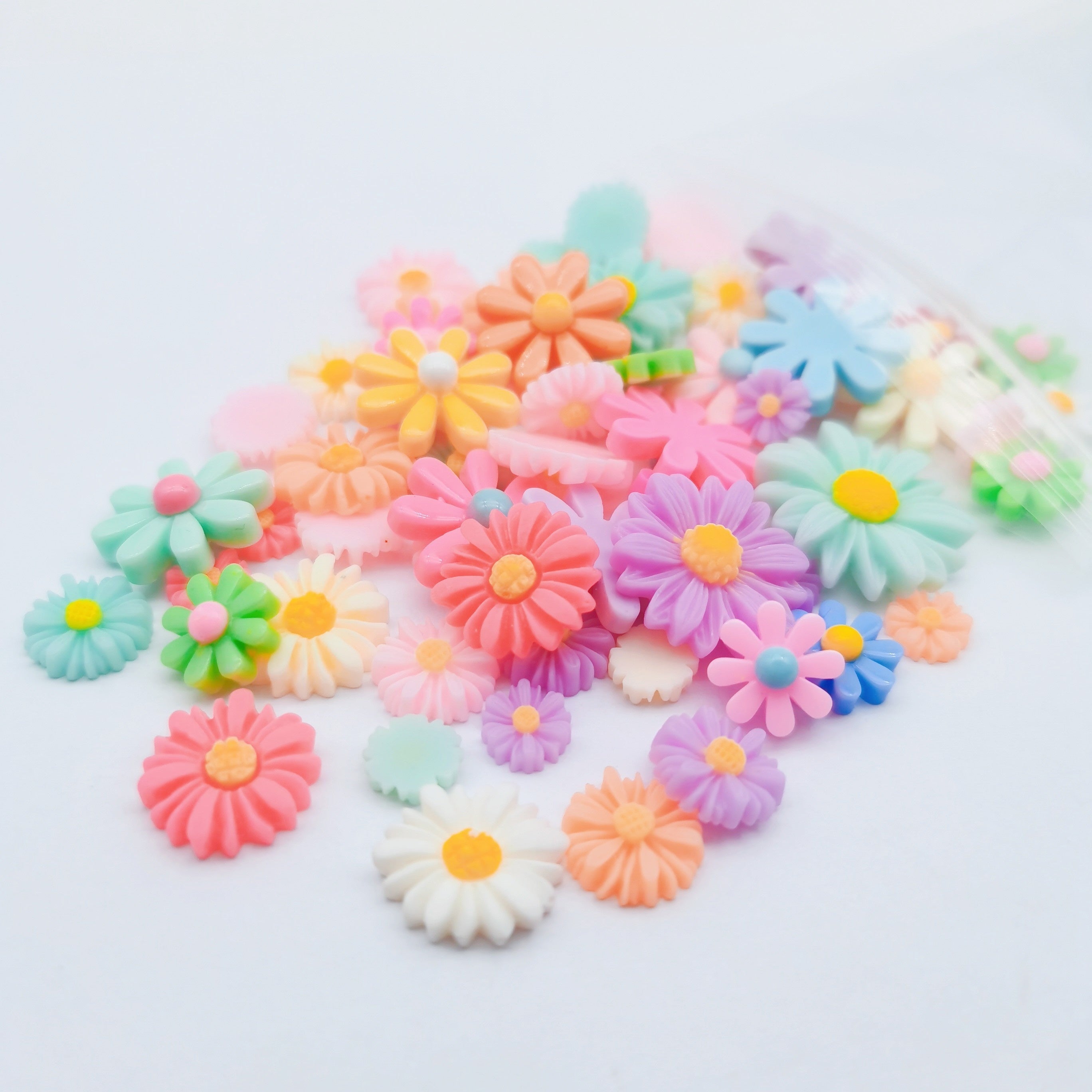 50pcs Flower Resin Daisy Sunflowers Cabochons DIY Scrapbooking
