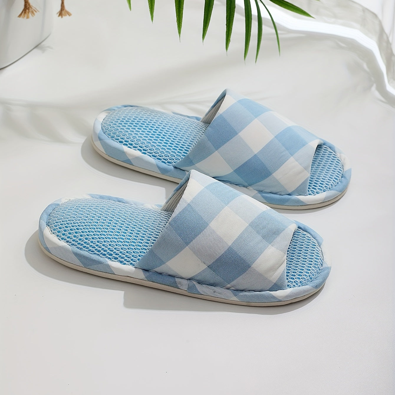 Checkered Open Toe House Slippers Anti-Skid Slip-ons for Men