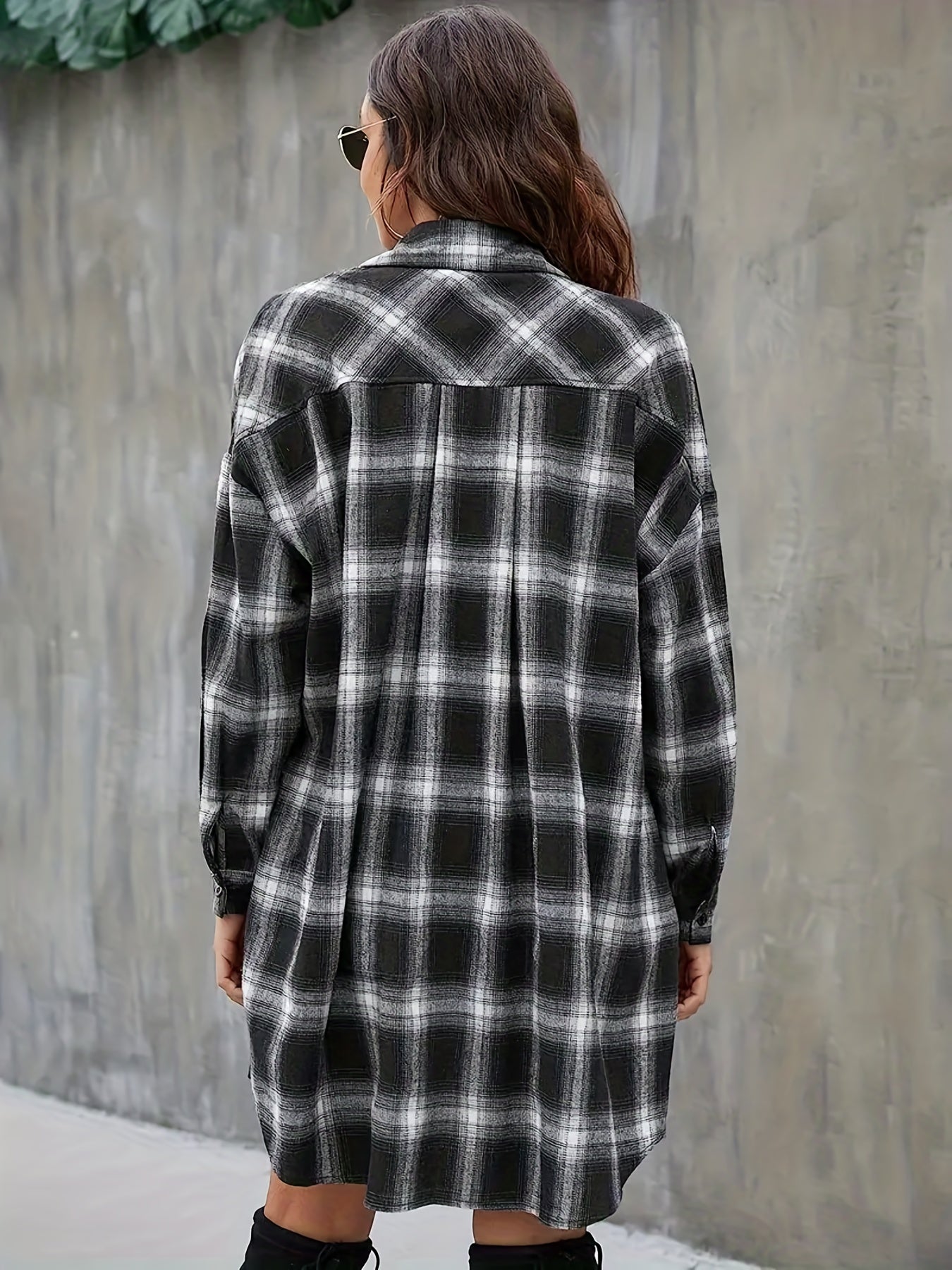 Plaid Print Button Up Long Sleeve Shirt