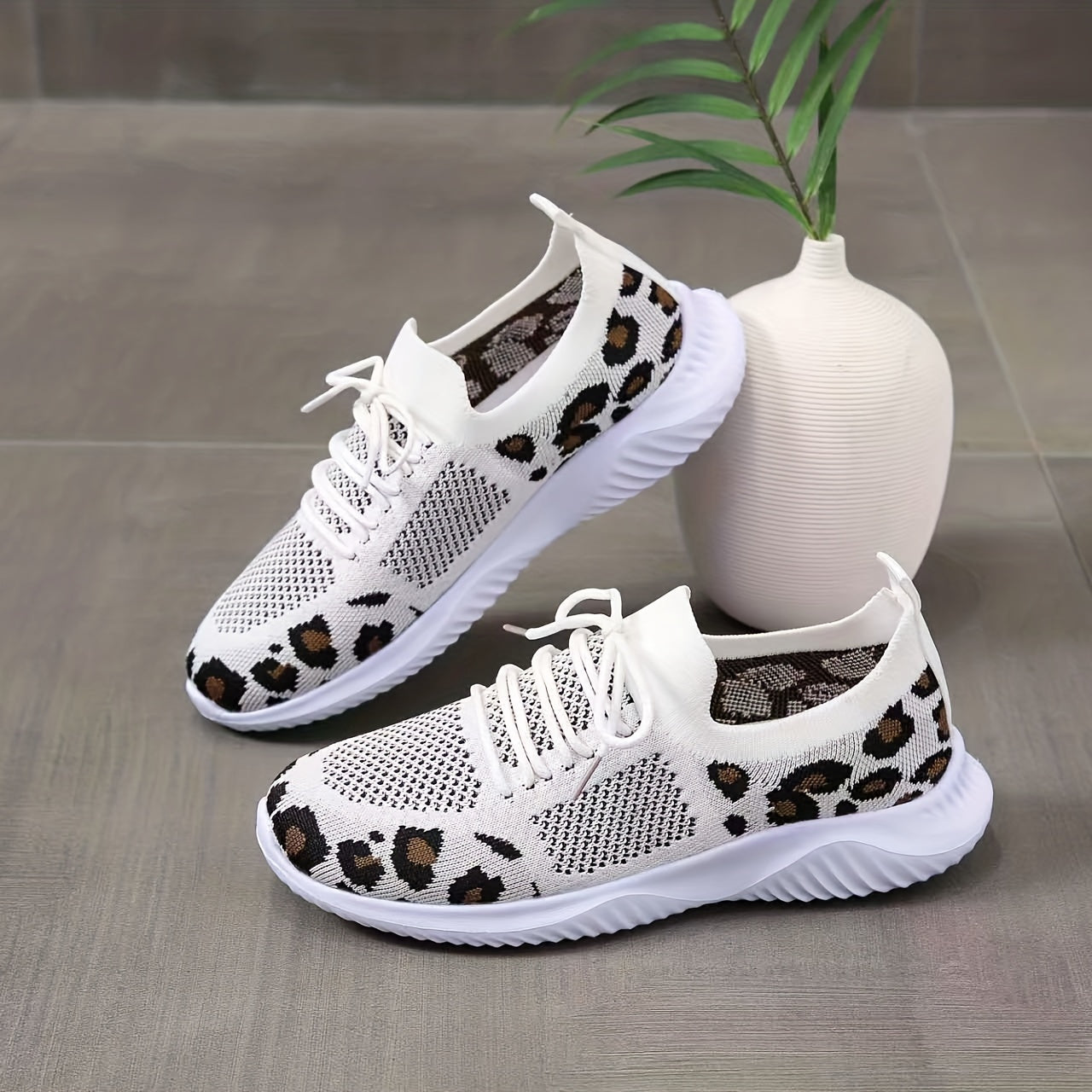 Leopard Print Sneakers Breathable Outdoor Shoes Lace Up Lightweight