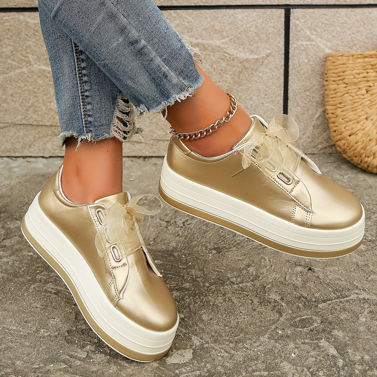 Womens Platform Sneakers Outdoor Shoes Lightweight & Comfortable Low Top Shoes