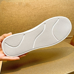 Men's Flower Embossed Sneakers Lightweight Non Slip Walking Shoes