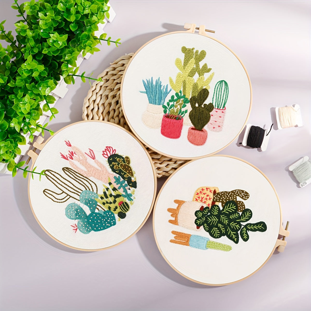 Embroidery Kit Green Plants Cactus Pattern Material Package with Hoop