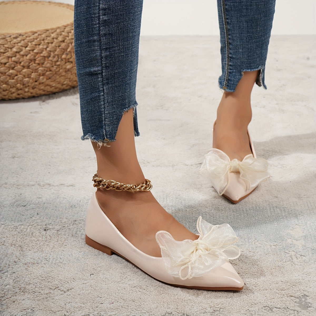 Women's Lace Bowknot Flats Pointed Toe Slip On Shoes