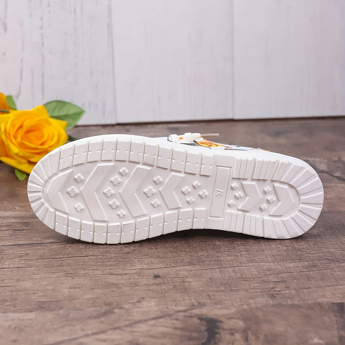 Women's Halloween Style Skateboarding Shoes with Pumpkin Bat Spider Pattern