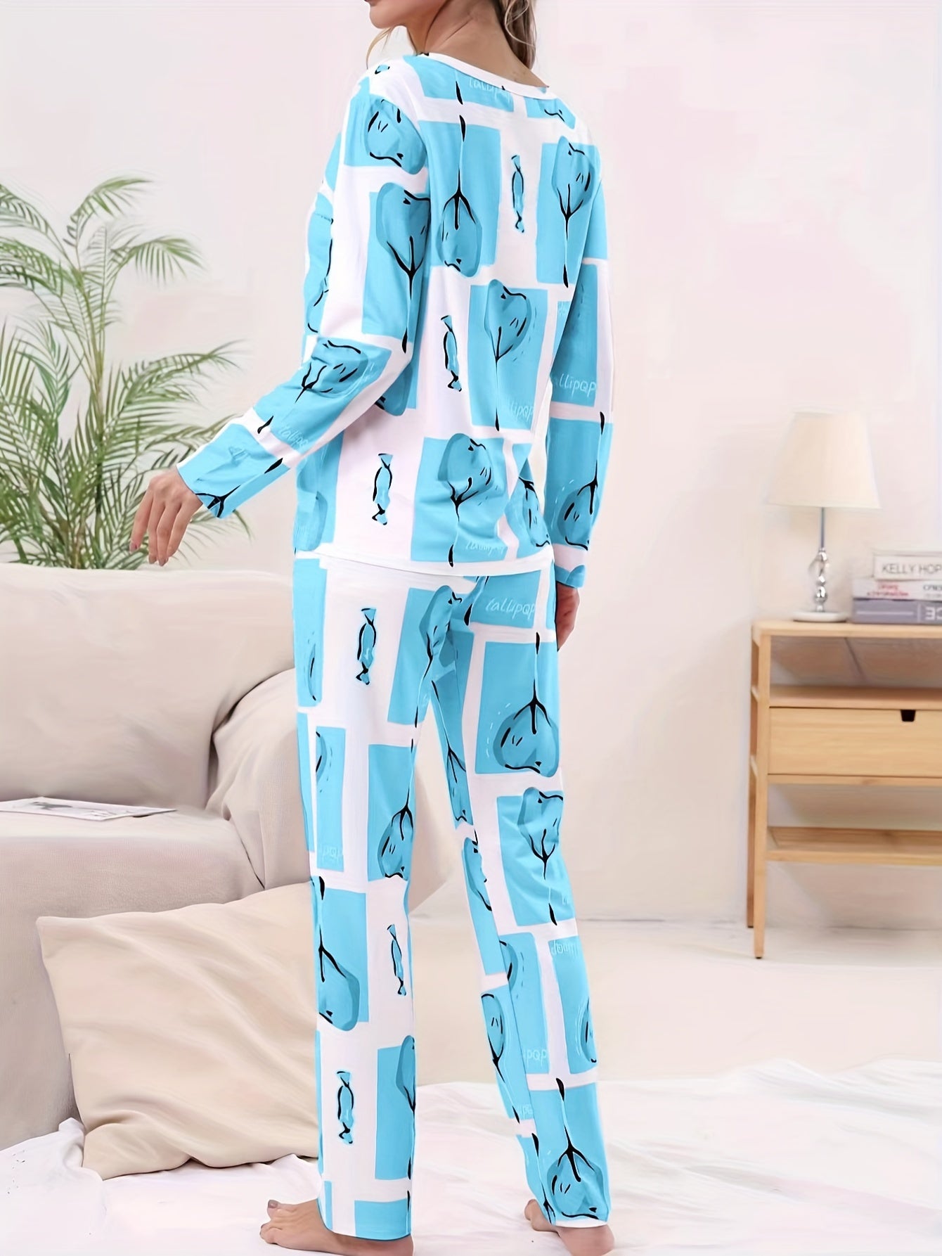 Heart Print Pajama Set Long Sleeve Crew Neck Top & Elastic Waistband Pants