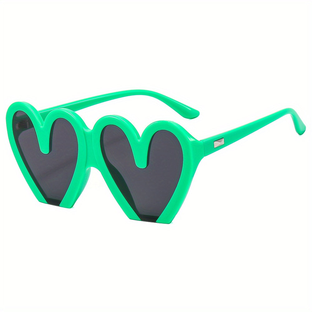 Heart Shape Street Style Sunglasses with Hard Case