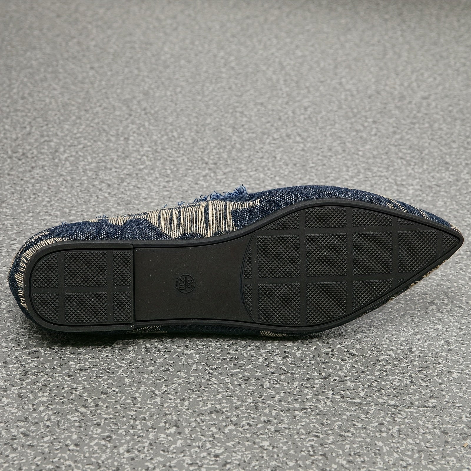 Women's Tassel Canvas Shoes Casual Pointed Toe Flat Lightweight Walking Shoes
