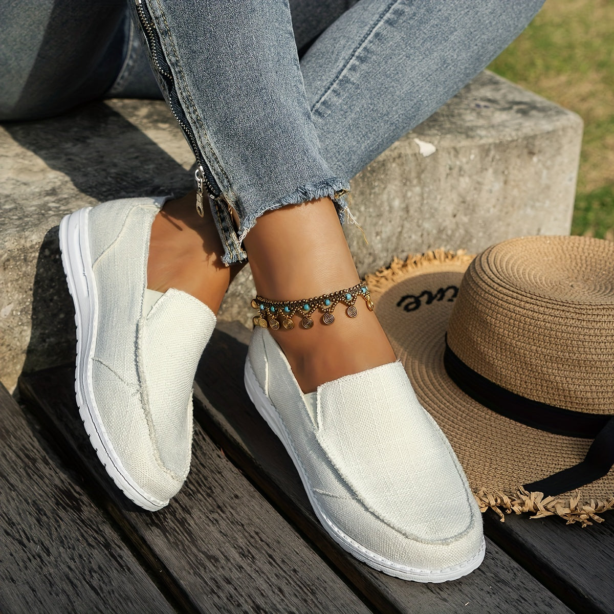 Women's Flat Canvas Shoes Casual Slip On Loafers Lightweight Walking Shoes