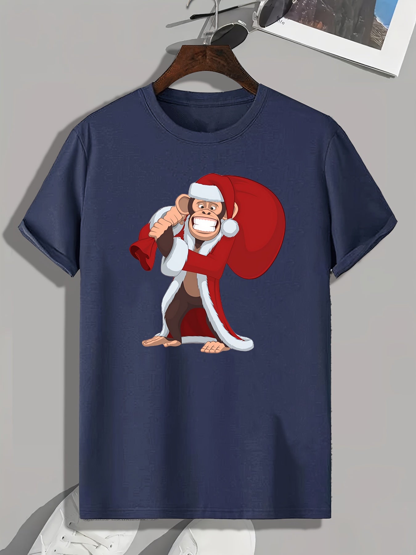 Chimpanzee Print Graphic T-shirt for Men