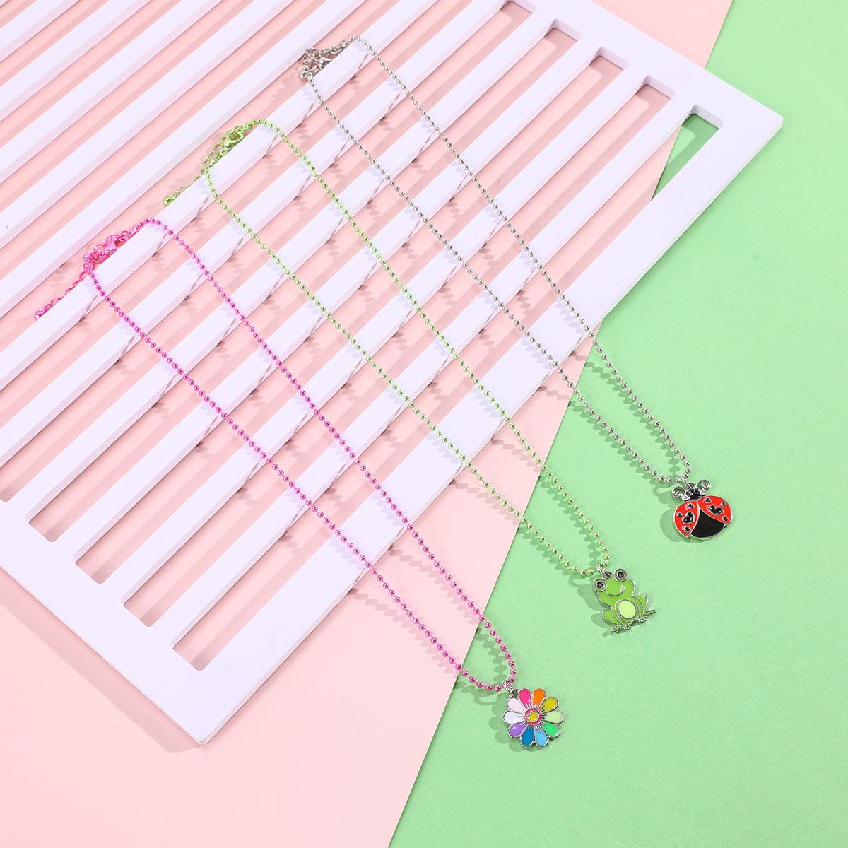 Children's Frog Ladybug Daisy Necklace Chain Jewelry