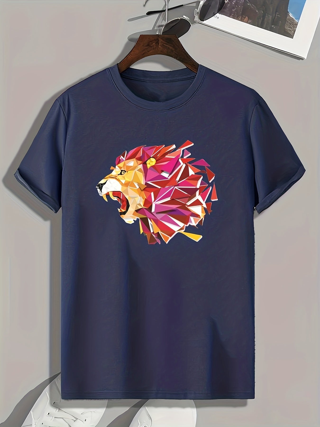 Lion Pattern Print Men's Sports T-shirt - Fitness Activities Gift