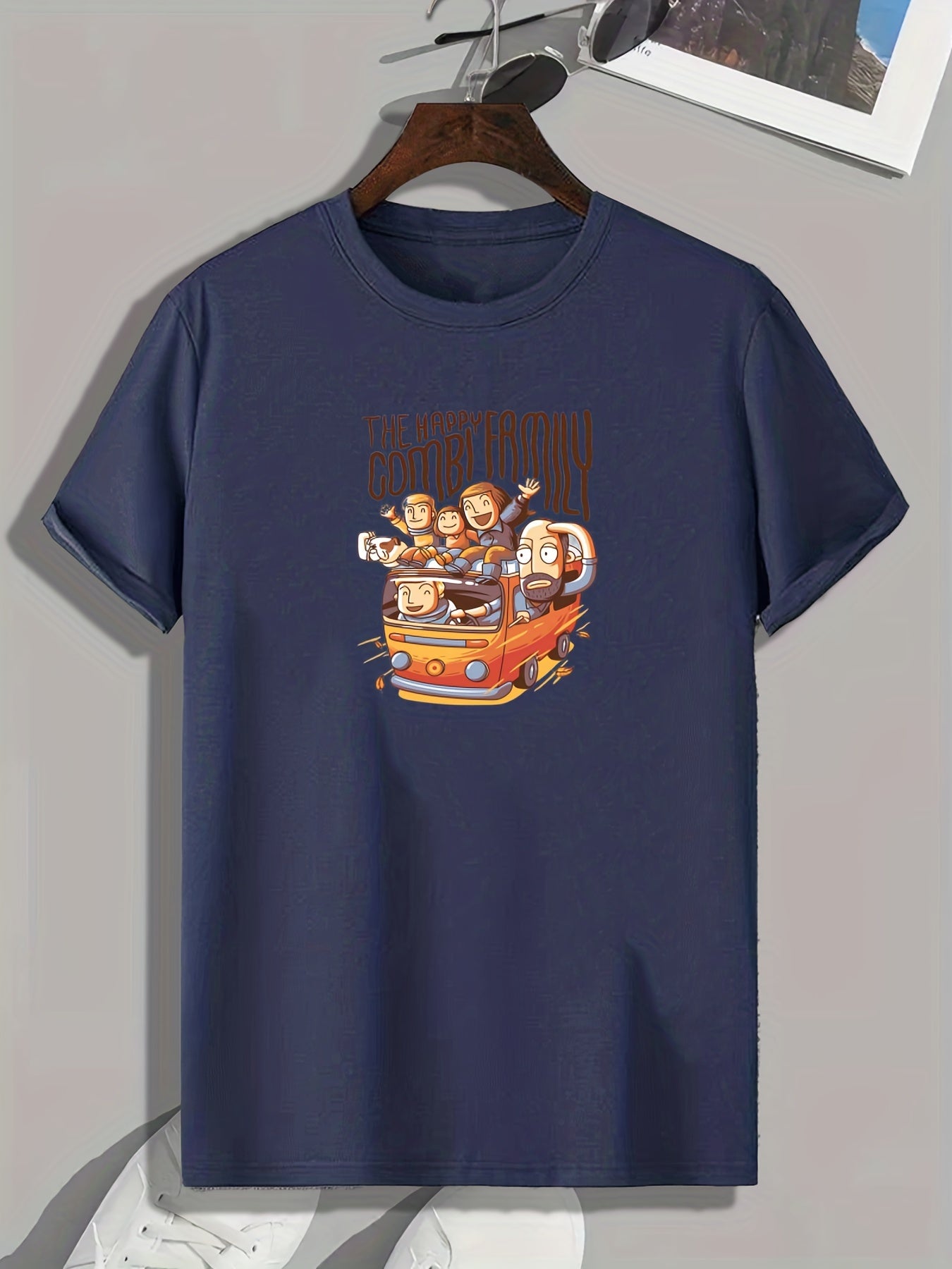 Happy Family Print Men's Comfy T shirt for Outdoor Summer