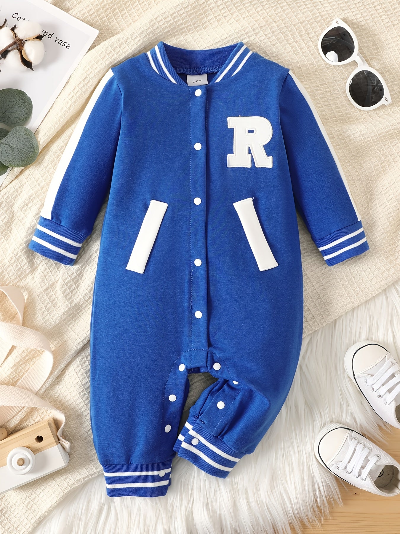Baby Boy R Letter Patch Embroidered Long Sleeved Jumpsuit