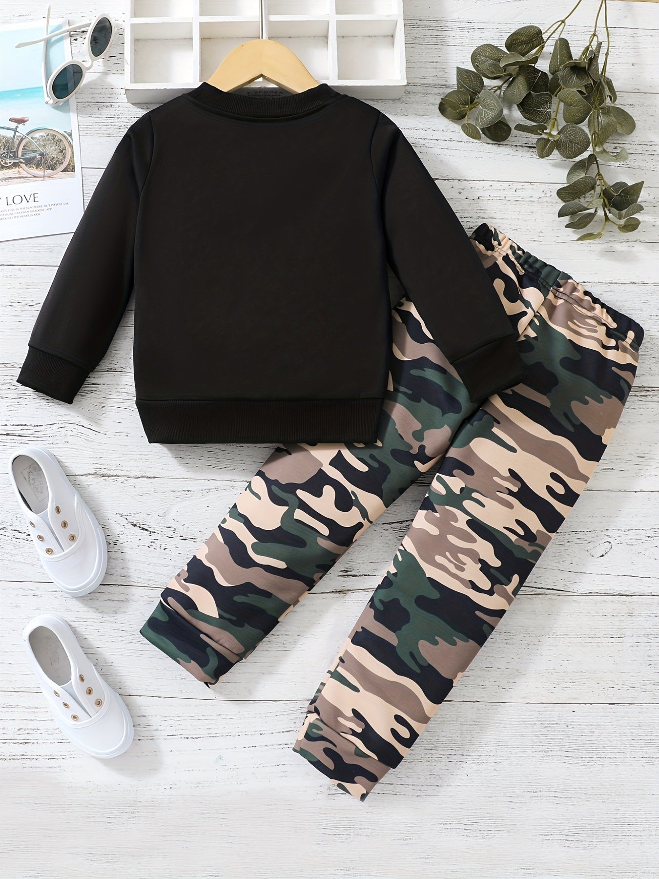 Boy's Camo Sweatshirt & Sweatpants Set Weekend Print Top Outfit