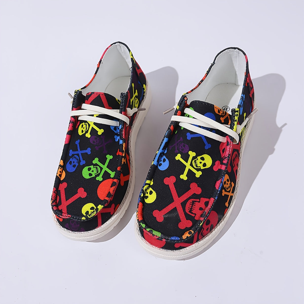 Women's Skull Pattern Slip-On Canvas Shoes