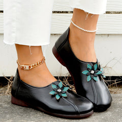 Women's Flower Decor Flat Shoes Retro Round Toe Slip On Shoes Faux Leather Flats