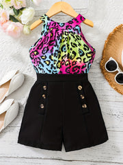 2pcs Toddler Girls Cow Graphic Halter Top & Double Breasted Shorts Set