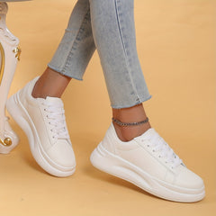 Women's Minimalist Solid Low Top Sneakers