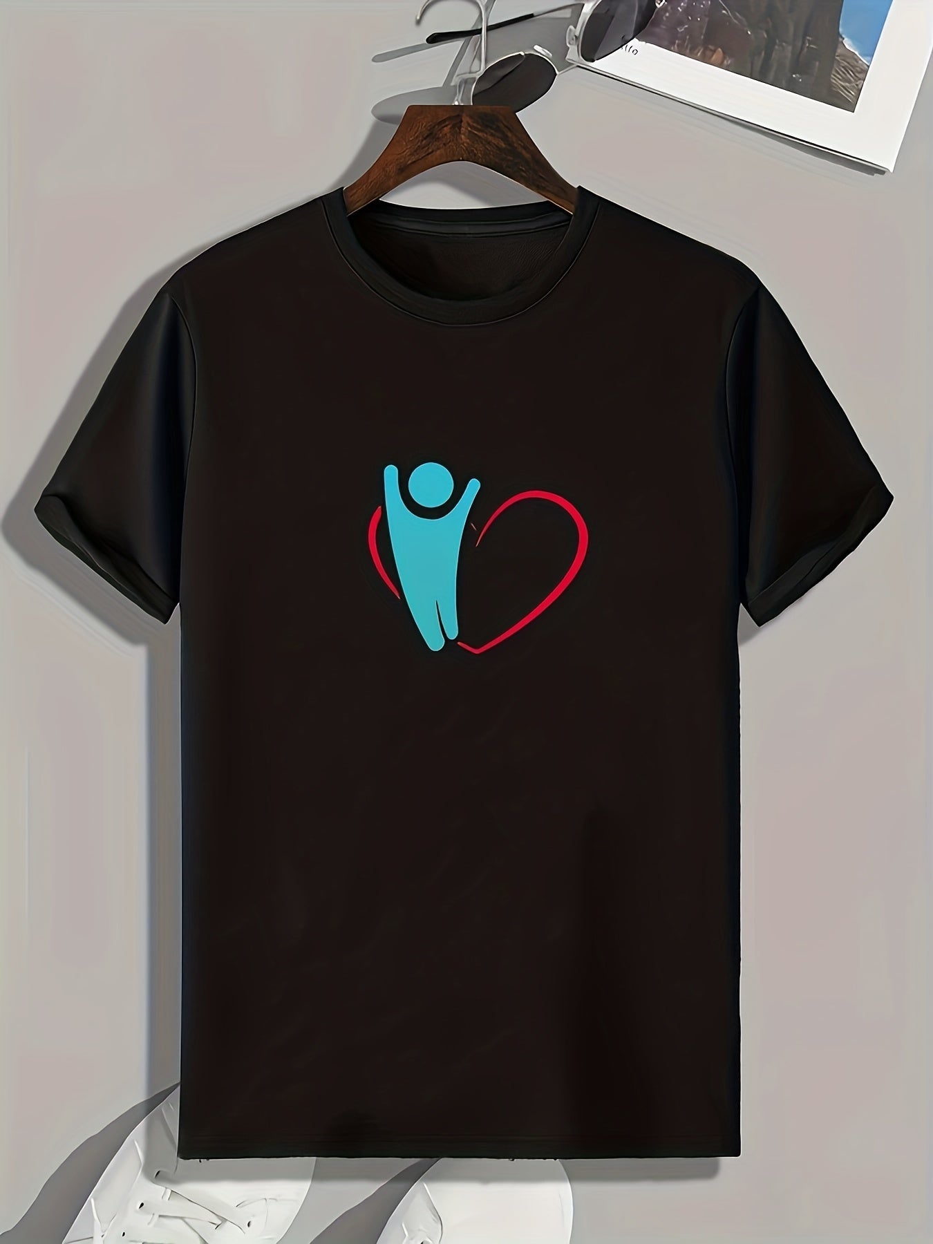 Heart Print Men's Comfy T shirt for Outdoor Summer
