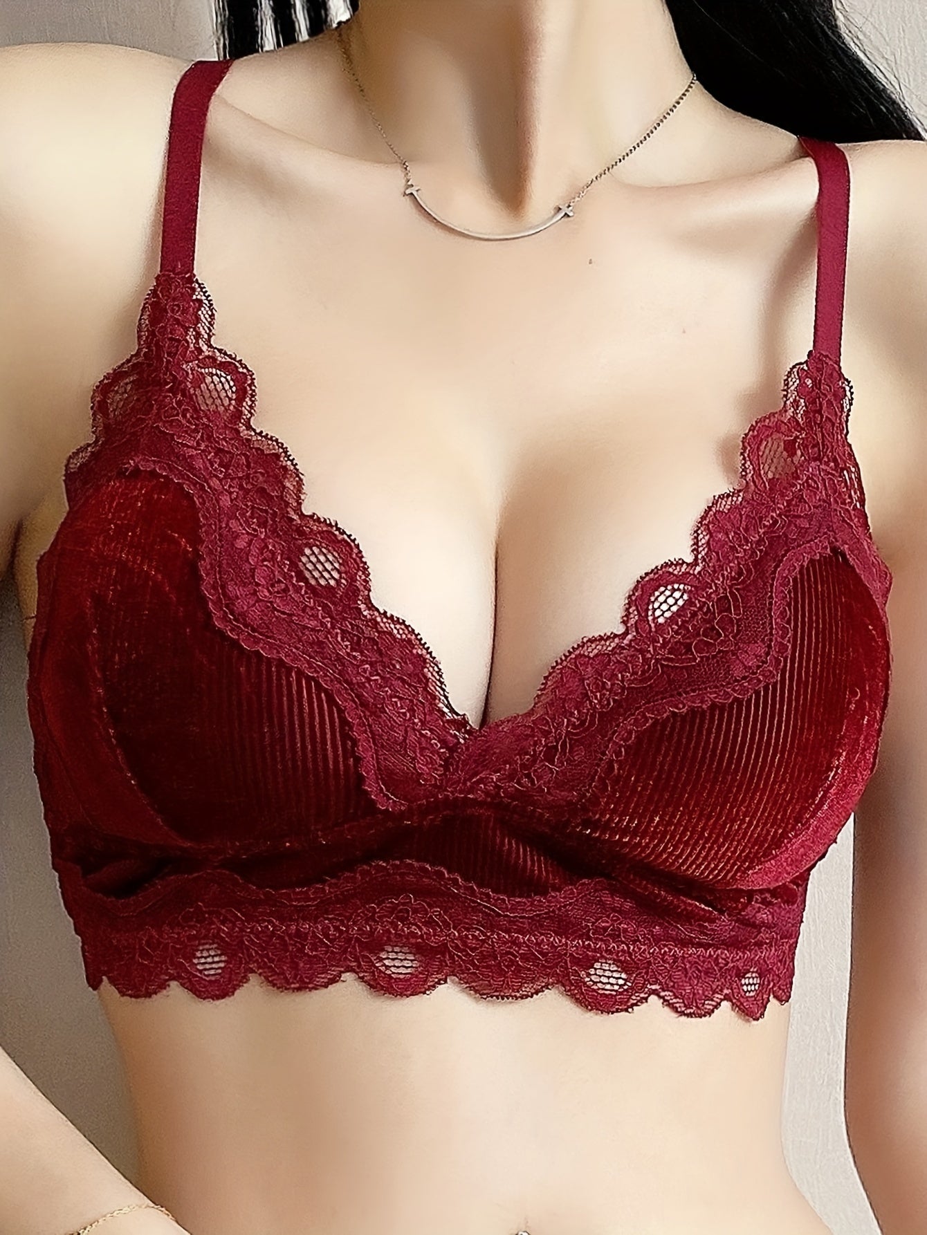 Christmas Lace Trim Velvet Wireless Bra Comfy & Breathable Intimates