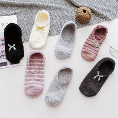 4 Pairs Fuzzy Short Socks Variety, Comfortable Anti Slip Ankle Socks Women's Sto