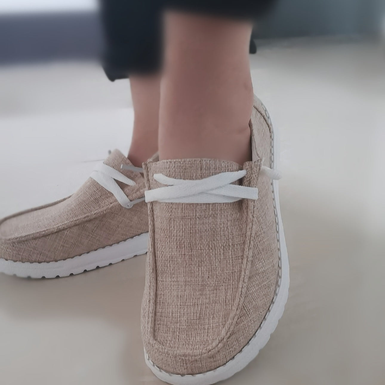 Women's Breathable Canvas Shoes Low Top Lightweight Casual Shoes