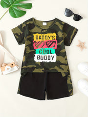 Toddler Boys Letter Print Top & Camo Shorts Set