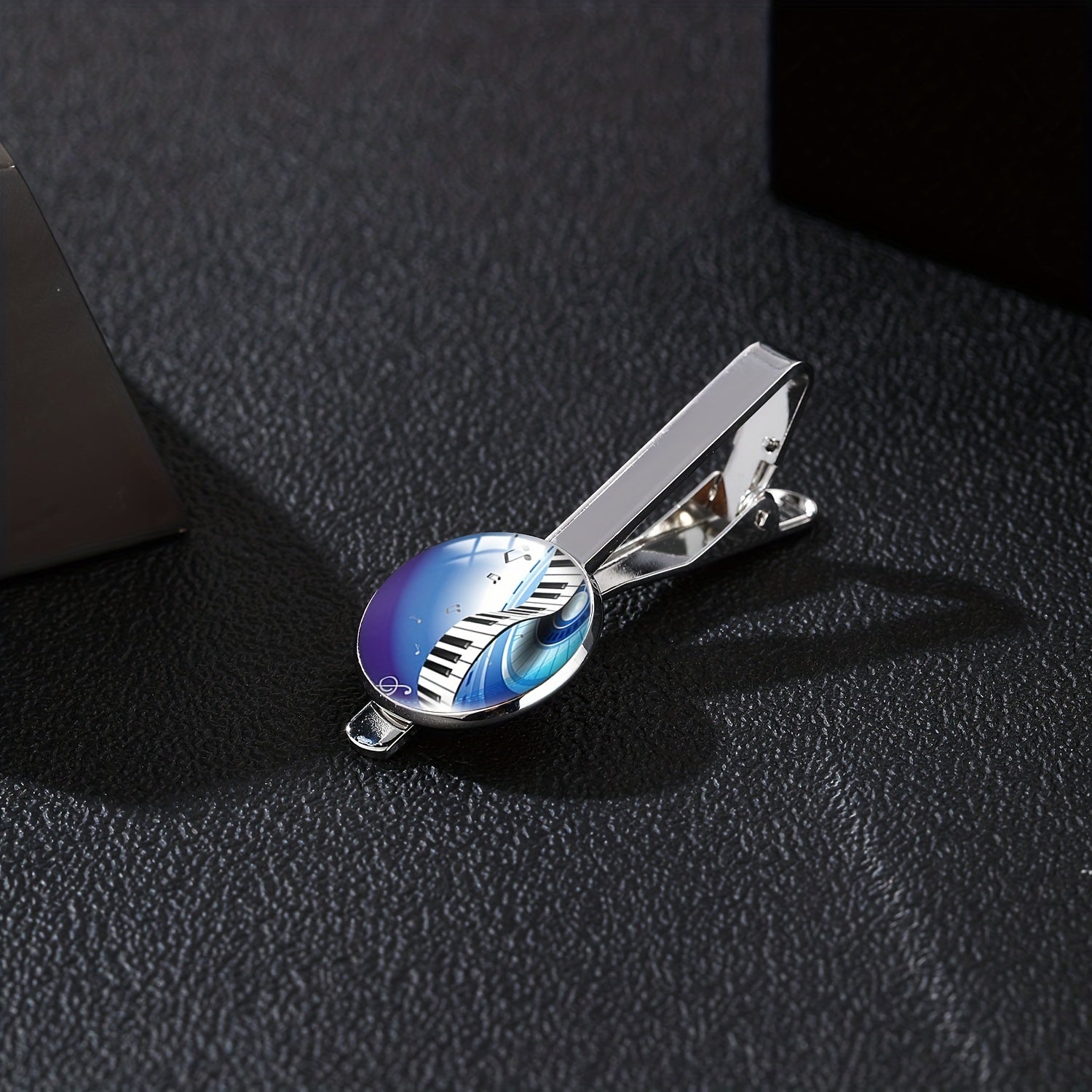 Vintage Piano Keyboard Music Note Round Tie Clip Buckle Gift