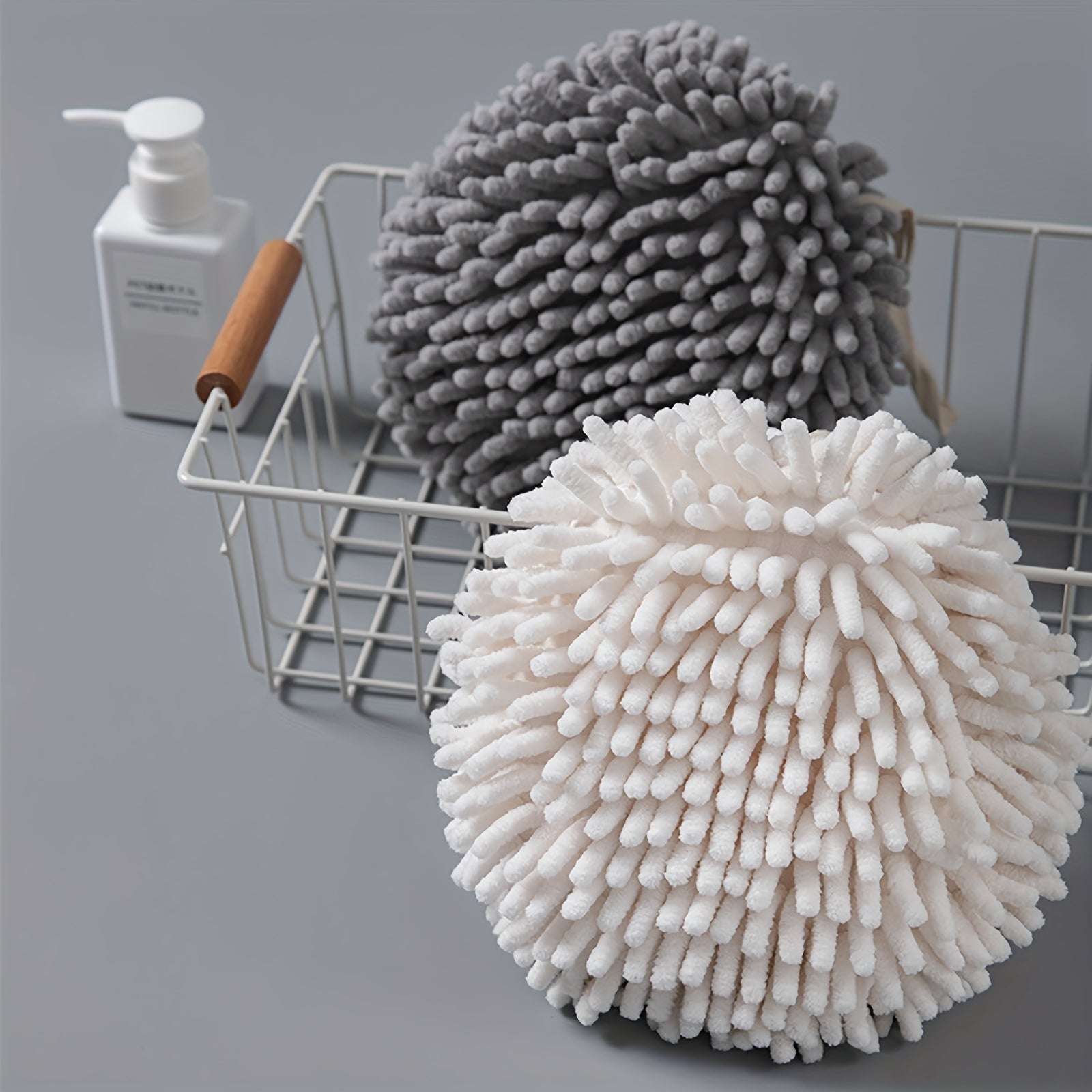 Chenille Hanging Towel Ball Absorbent Soft Towel Quick Drying Fingertip Towel