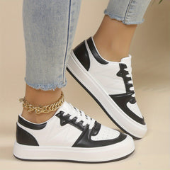 Women's Breathable Skate Shoes Casual Lace Up Outdoor Shoes