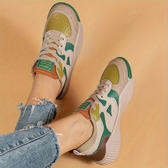 Women's Lace-Up Skater Sneakers Non-Slip Casual Shoes
