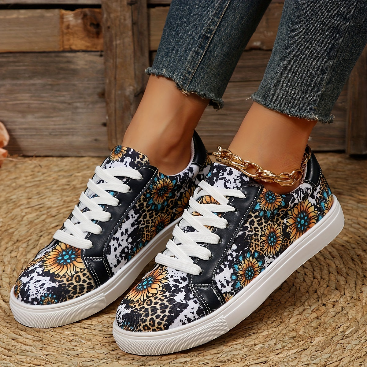 Sunflower Print Sneakers Round Toe Low Top Flat Shoes Lightweight Walking