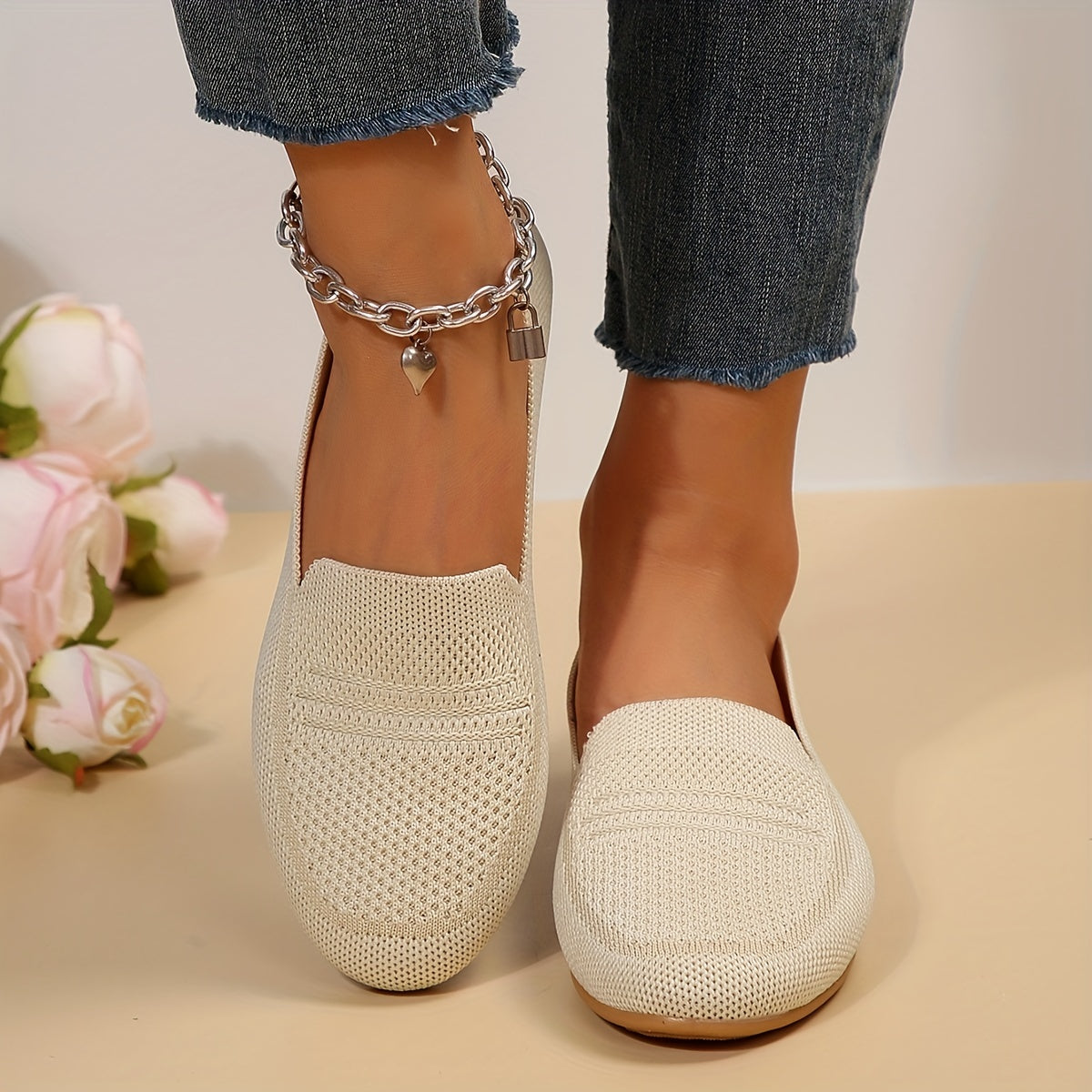 Women's Breathable Slip on Flat Shoes Lightweight & Versatile Shoes