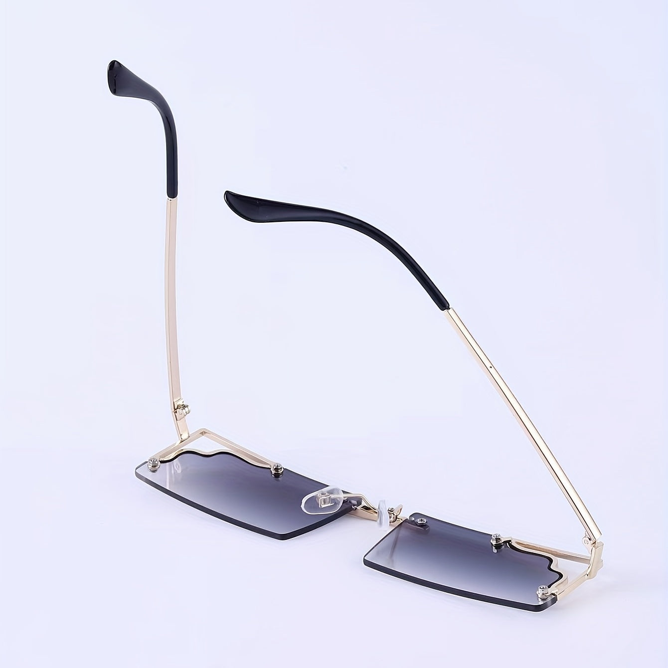 Men's Square Wavy Frame Polarized Sunglasses UV Protection