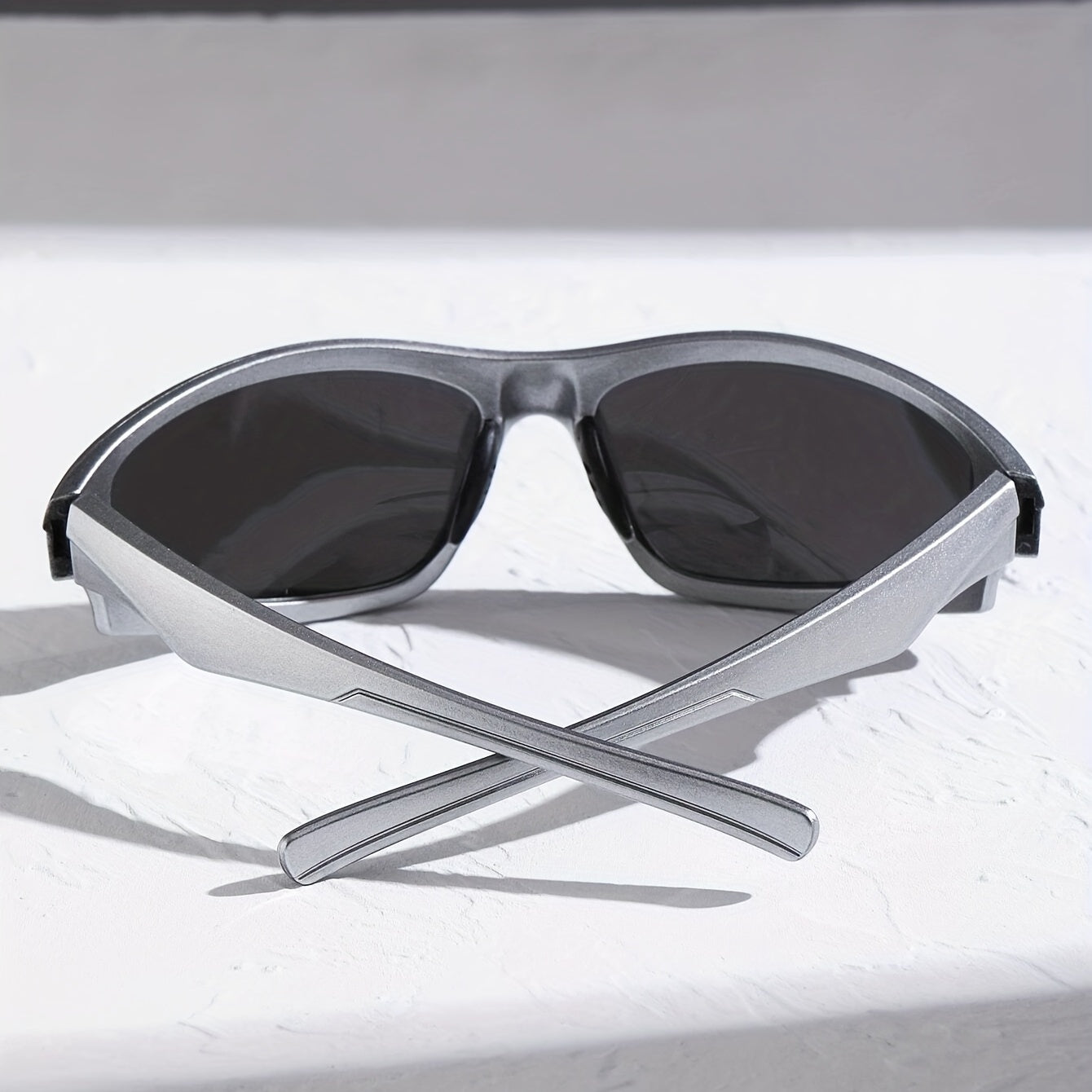 Men's Future Feeling Wrap Sunglasses