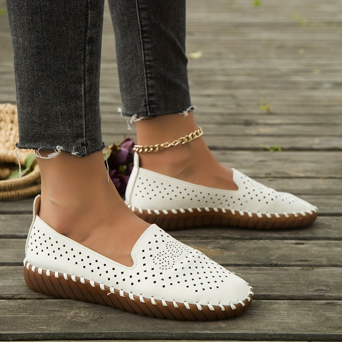 Women's Solid Breathable Slip On Lightweight Summer Flat Shoes