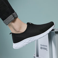 Men's Lightweight Running Shoes Breathable Outdoor Sneakers