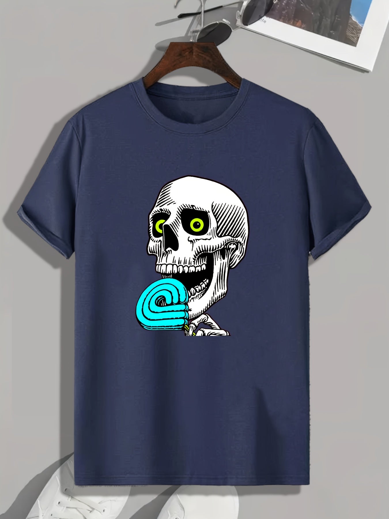 Skull Print Men's Graphic T-Shirt for Summer