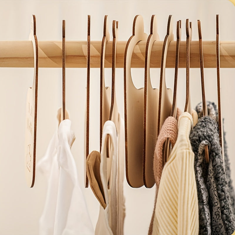 7pcs Kids' Clothing Separator Wooden Kids' Clothing Size Hanger