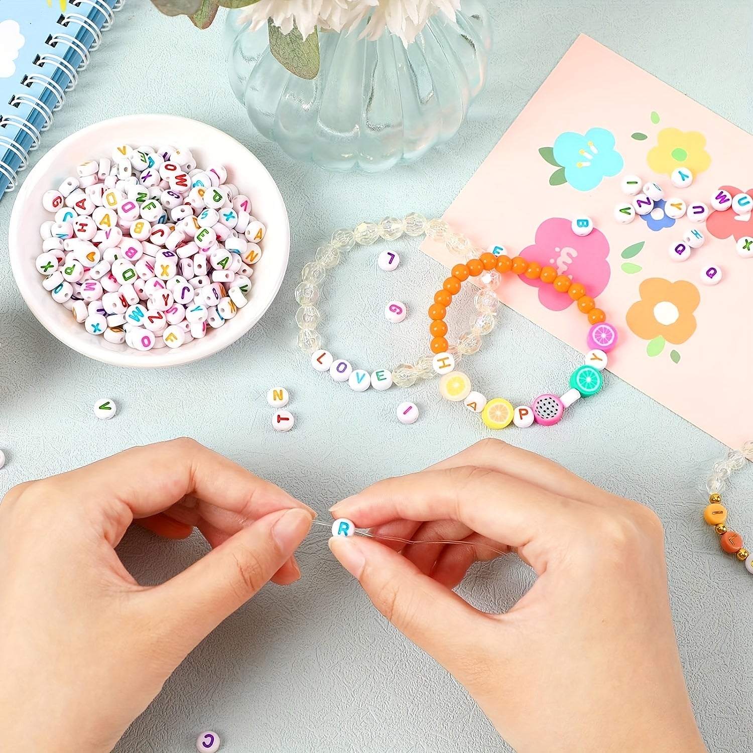 1000Pcs 4 7mm Acrylic Letter Beads & Elastic String DIY Jewelry Making
