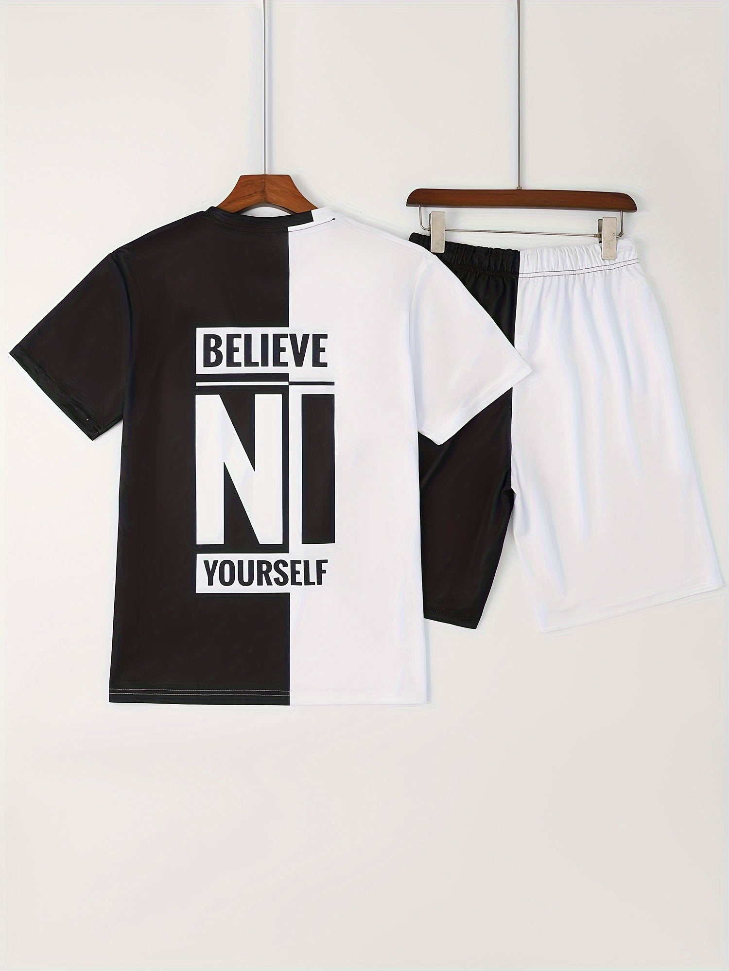 Men's 2 Piece Outfits T-shirt & Casual Shorts Set - Summer Clothing