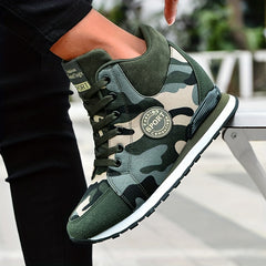 Women's Camo Combat Boots Lace Up Round Toe Outdoor Hiking Shoes